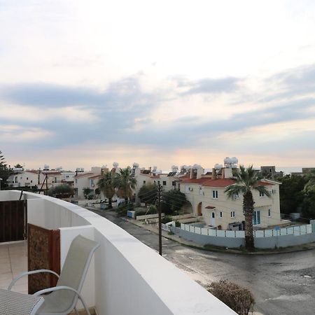 The Paradise Townhouses By Taimoura Paphos Kültér fotó