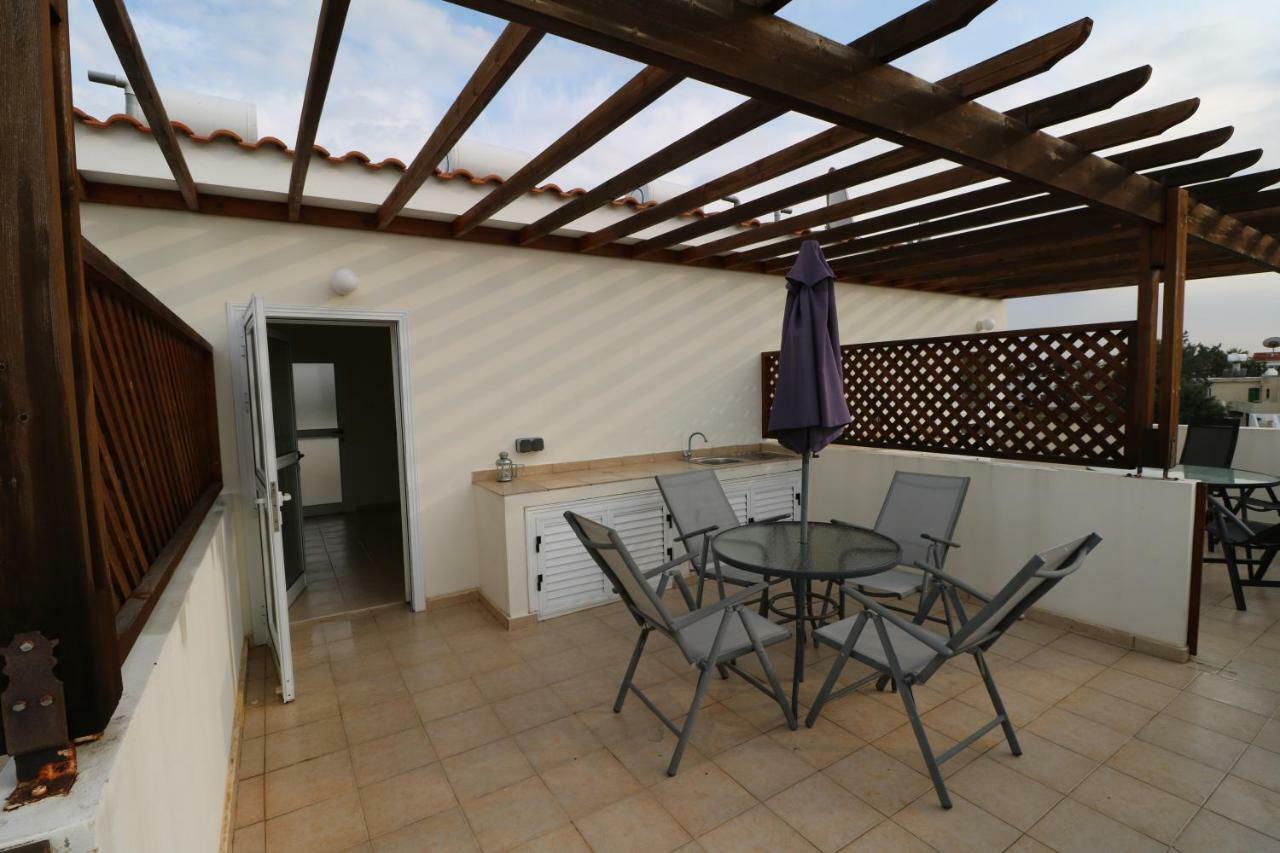 The Paradise Townhouses By Taimoura Paphos Kültér fotó