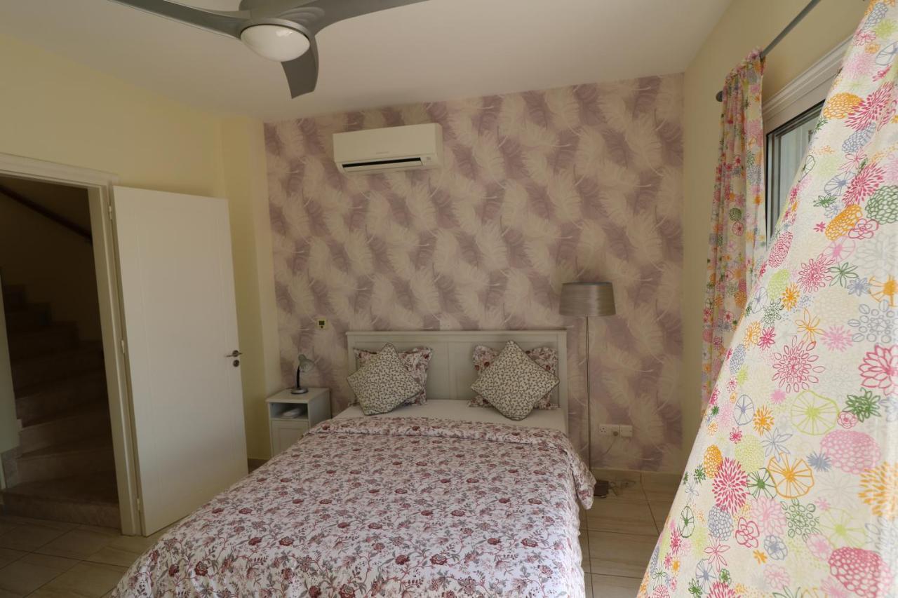 The Paradise Townhouses By Taimoura Paphos Kültér fotó