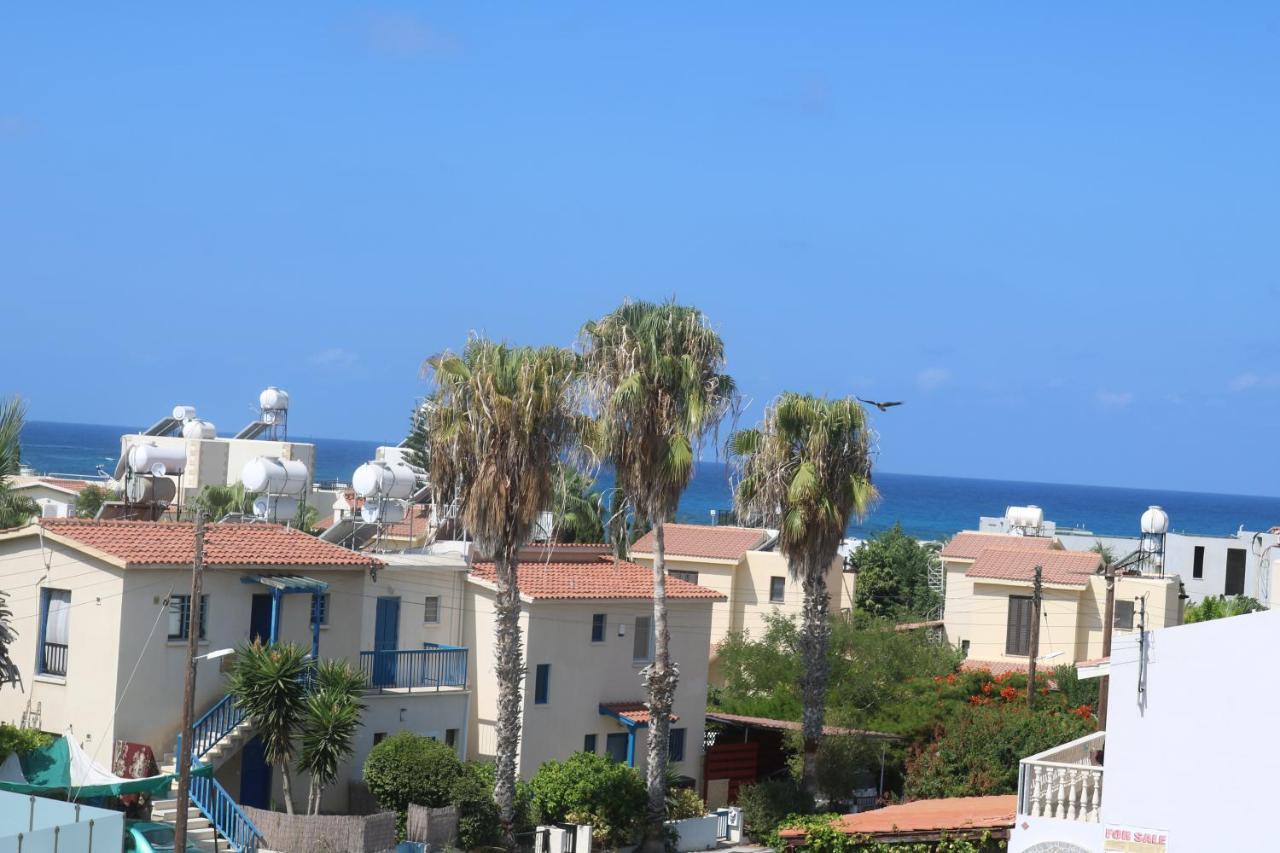 The Paradise Townhouses By Taimoura Paphos Kültér fotó