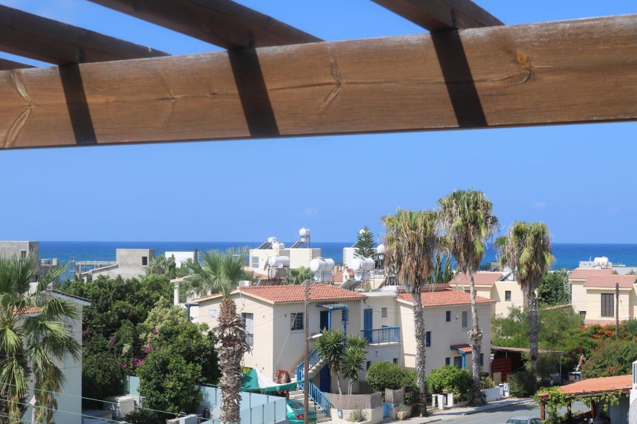 The Paradise Townhouses By Taimoura Paphos Kültér fotó