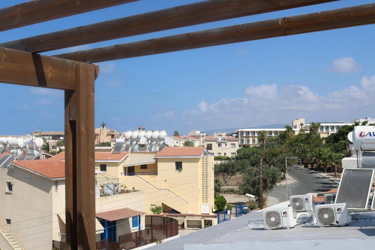 The Paradise Townhouses By Taimoura Paphos Kültér fotó