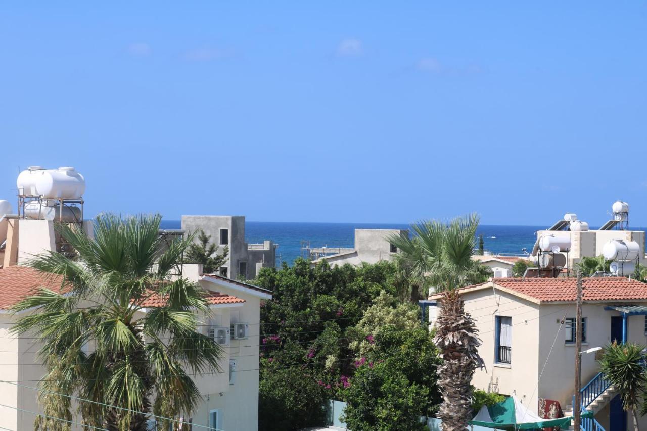 The Paradise Townhouses By Taimoura Paphos Kültér fotó